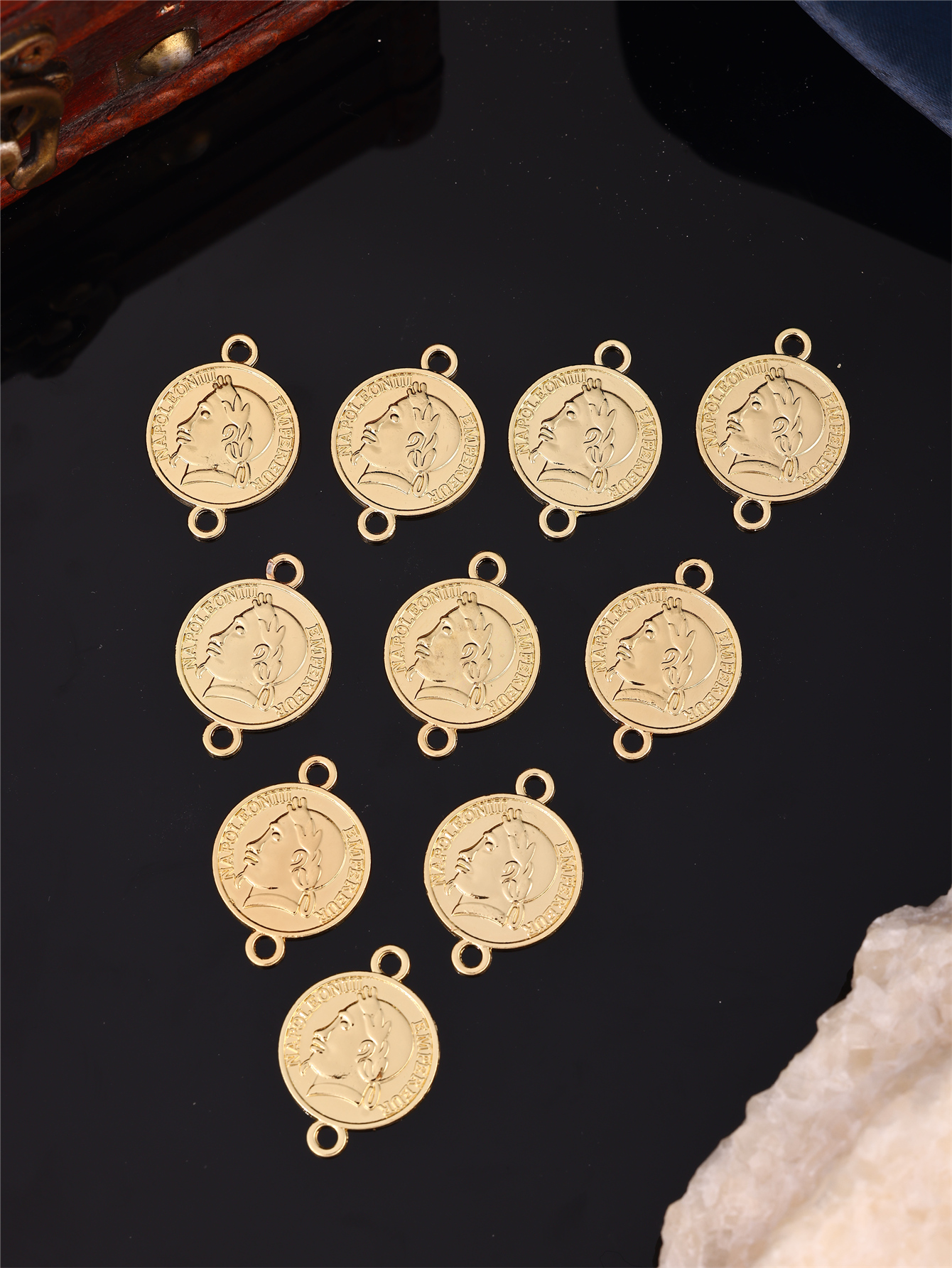 Coin-Shaped DIY Women's Robe A - Vintage Jewelry Collection reseña y precio