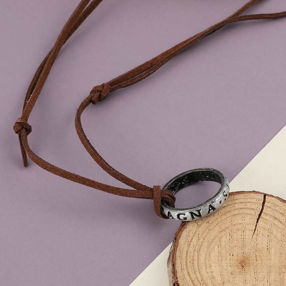 Game Anime Leather Chain Ring  - Vintage Jewelry Collection reseña y precio