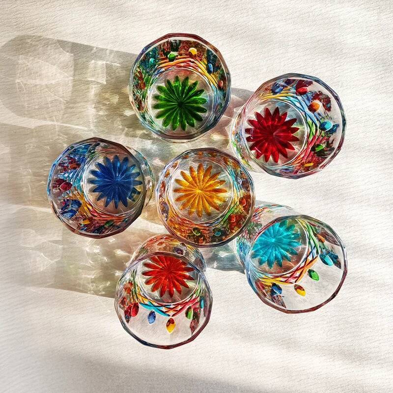 Designer Cup Colorful Jewelry  - Vintage Collectible Glass reseña y precio
