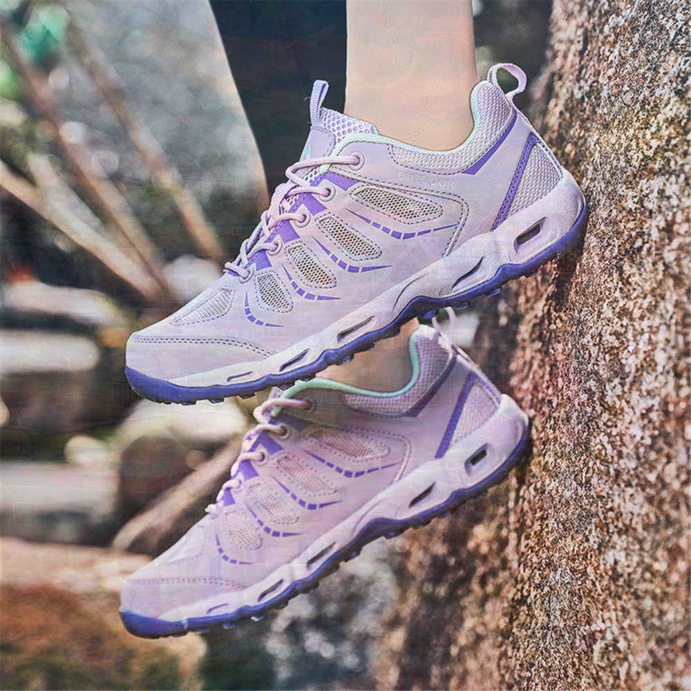 Sumer Round Tip Silver Sneaker - Vintage Collectible Classics reseña y precio