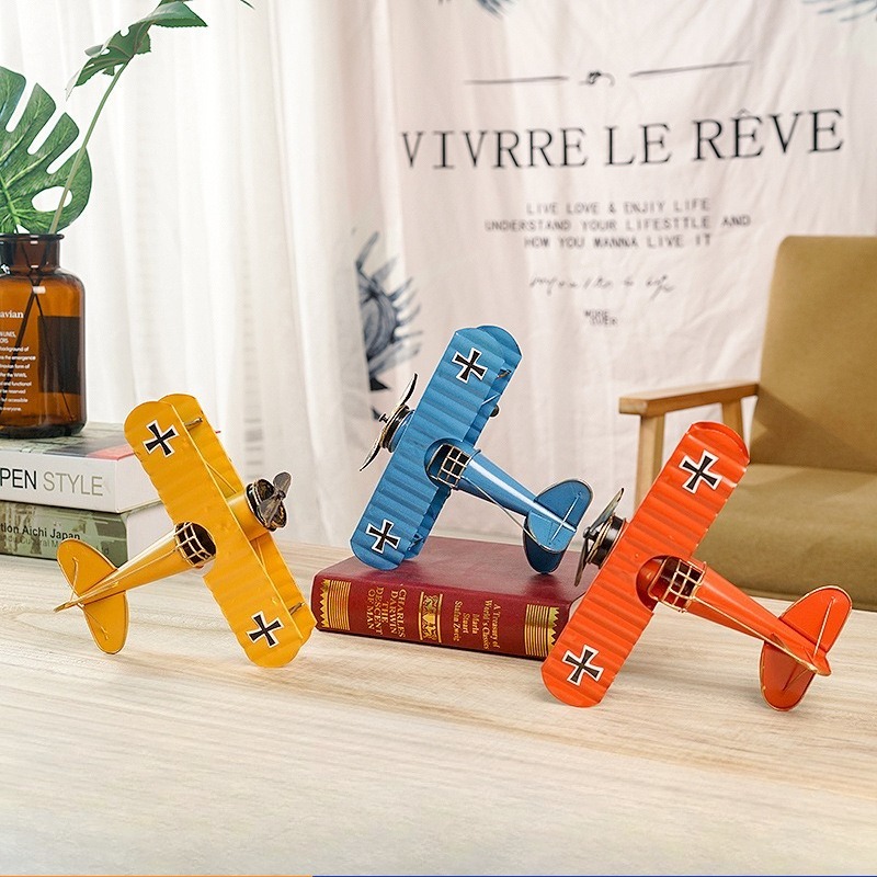 Vintage Retro Metal Plane Moto - Vintage Collectible Furniture reseña y precio