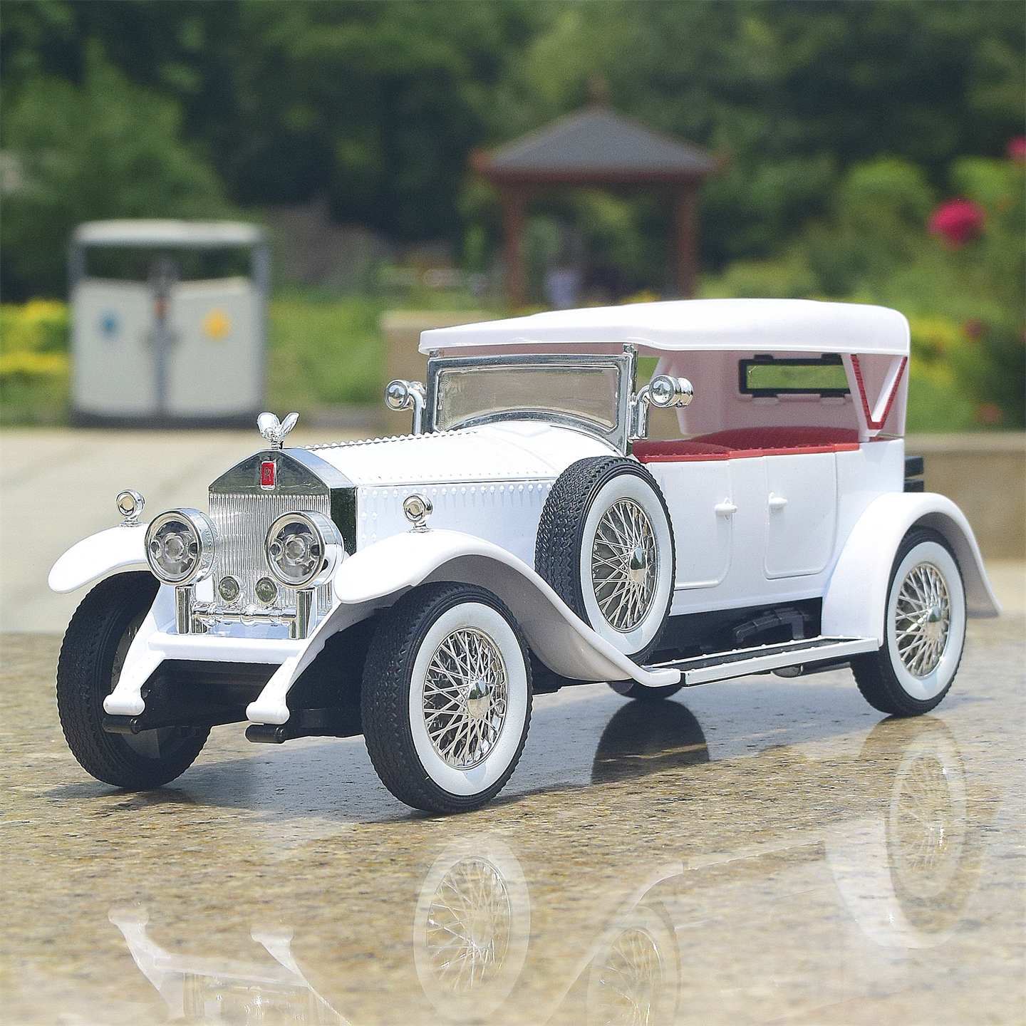 1:24 Rolls-Royce Phantom 1th 1 - Vintage Collectibles Toys reseña y precio
