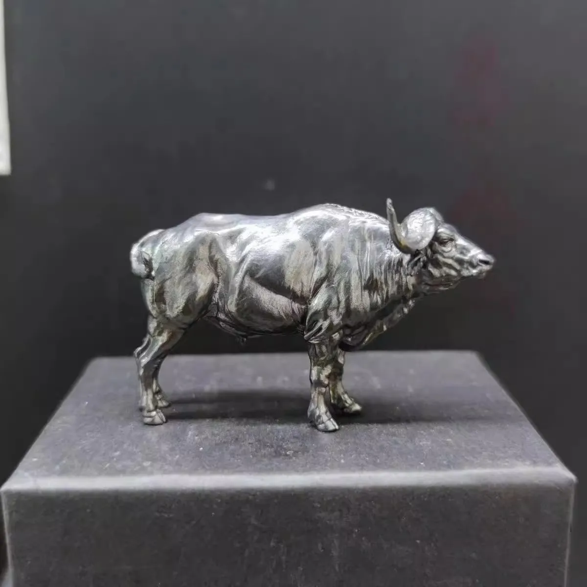 Brass African Buffalo Sculptur - Vintage Collectible Furniture reseña y precio