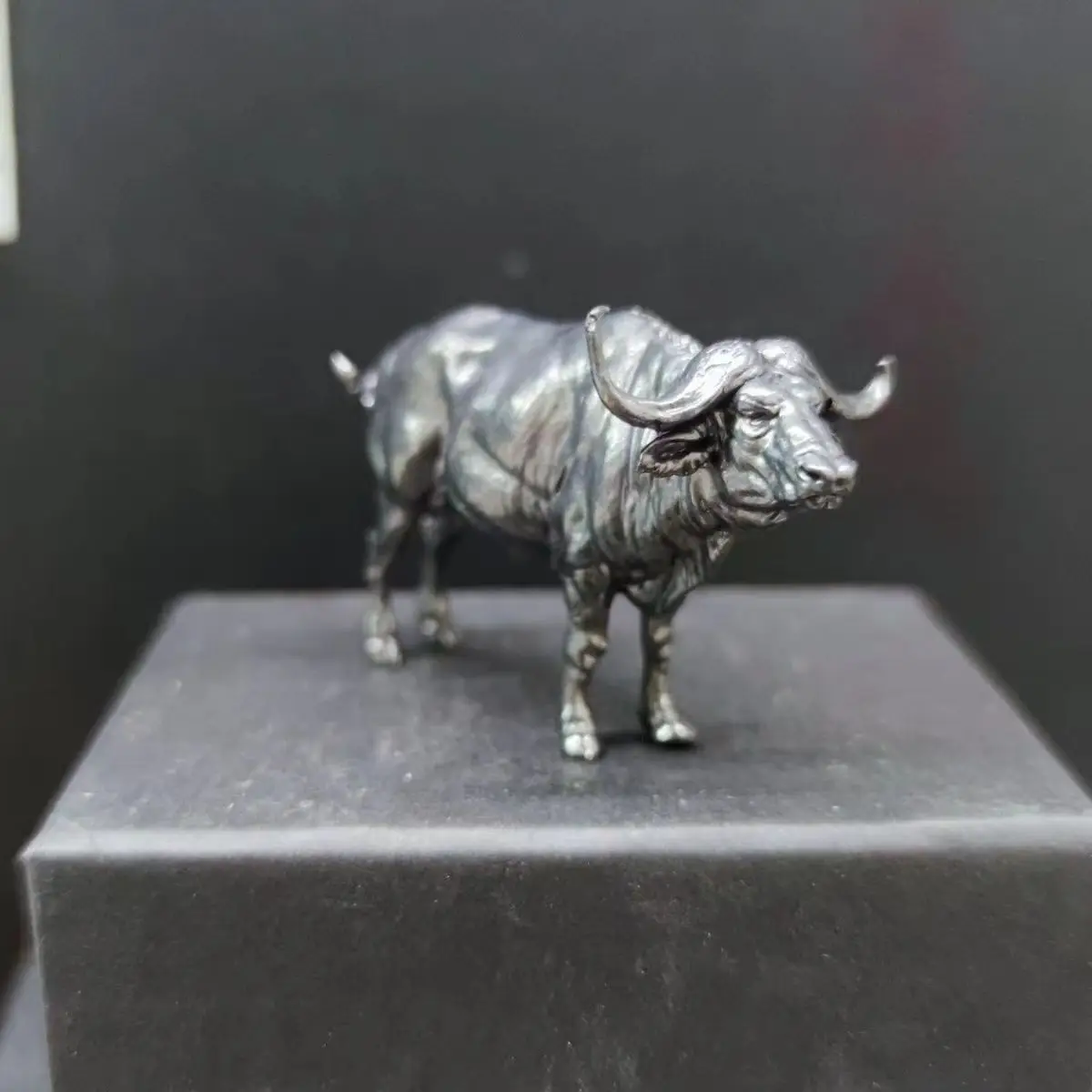 Brass African Buffalo Sculptur - Vintage Collectible Furniture reseña y precio